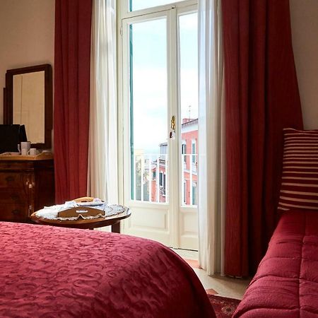 Suite Klimt P.Zza Amedeo Napoli Eksteriør billede